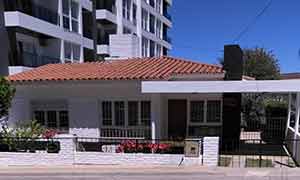 Alquiler casa centrica en Carlos Paz para 5 con pileta