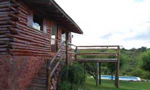 Alquiler cabaña en San Antonio de Arredondo con pileta, quincho y asador