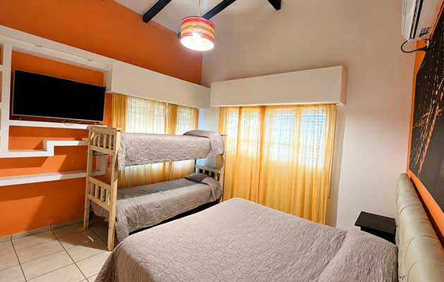 casa en carlos paz para 15 personas
