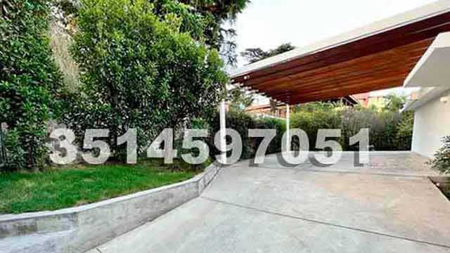 casa con cochera techada