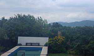 Alquiler casa para 6 a 9 en Carlos Paz con pileta y cocheras