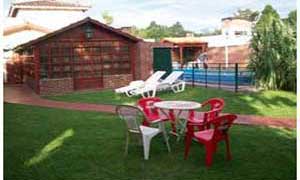 alquilo casa y departamento con pileta