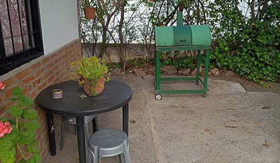 Departamento con patio y asador chulengo